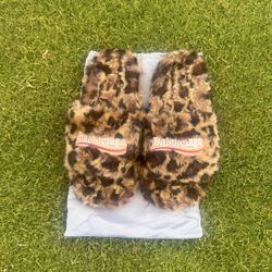 Cheetah print balenciaga slides