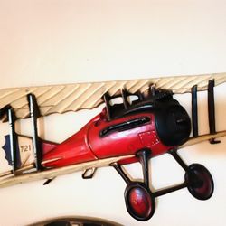 Vintage 1975 Sexton / Homco  Cast Iron World War 1 Fighter Plane Wall Hanging Decor Original Condition 