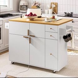 Kitchen cabinet