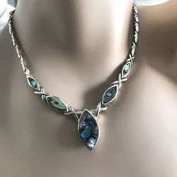925 Sterling silver abalone ladies Necklace Size 16” Brand New
