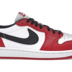 Jordan 1 Low Chicago 12