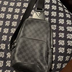 Louis Vuitton Avenue Slingbag PM