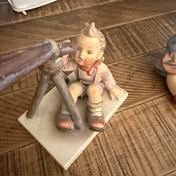Vintage GOebel HUmmel figurines