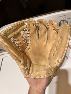 Marucci MTYPE Aseension Series mitt 11.75