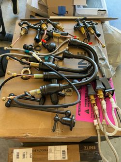 🧡🧡Everything in photo $80 - SINK & BATHROOM KITCHEN FAUCETS, HARDWARE, POT FILLER🧡🧡