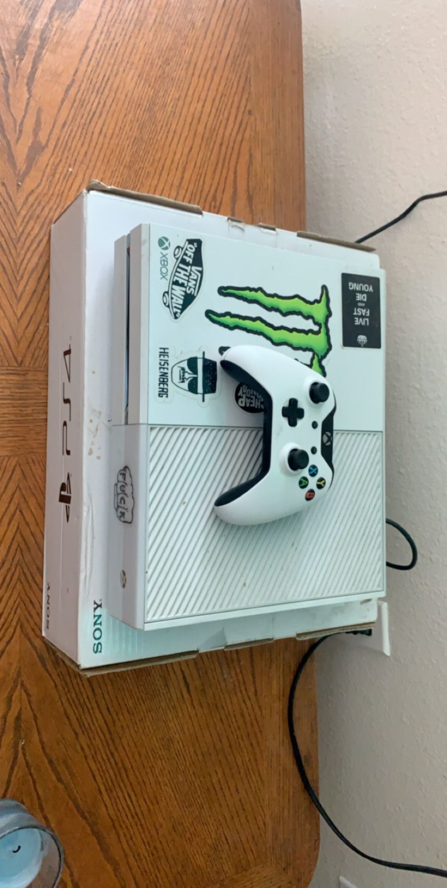 Xbox one 500gb (white)