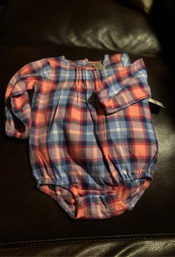 New Baby B’gosh onesie size 9 months
