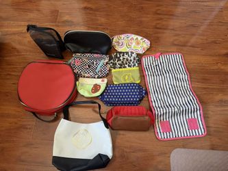 Bundle: Assortment Of Travel Pouches / Cosmetic Bags Accessories  