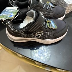 New With Box Light Up Sketchers, Kids, Shoes, Size 12Y 