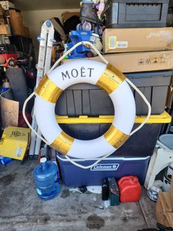 Moet Life Raft