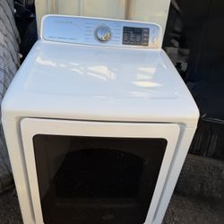 Dryer Electric Samsung MultiSteam™ MoistureSensor SmartCore