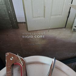 Vinyl Flooring Water Proof Rigid Core/ Breezy Stone