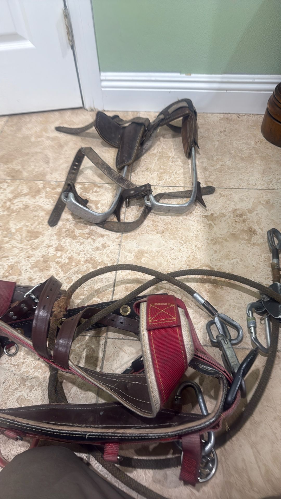 Climbing Belt And Gafes