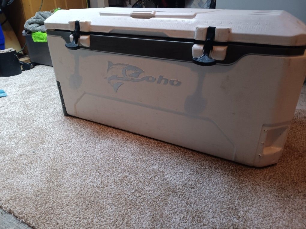COHO 165 QUART JUMBO COOLER WITH POLYURETHANE INSULATION