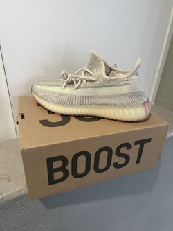Yeezy Boost 350 V2