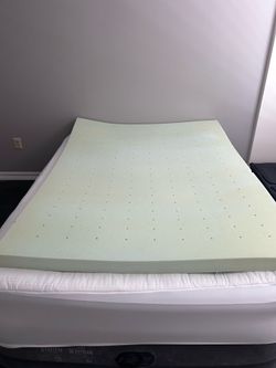 Queen size memory foam mattress topper