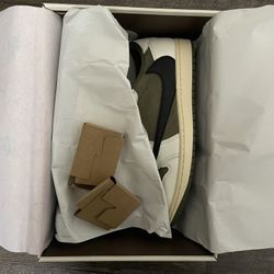Jordan 1 Low Travis Scott- Medium Olive