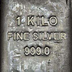 1 Kilogram. 999 Silver Bars!