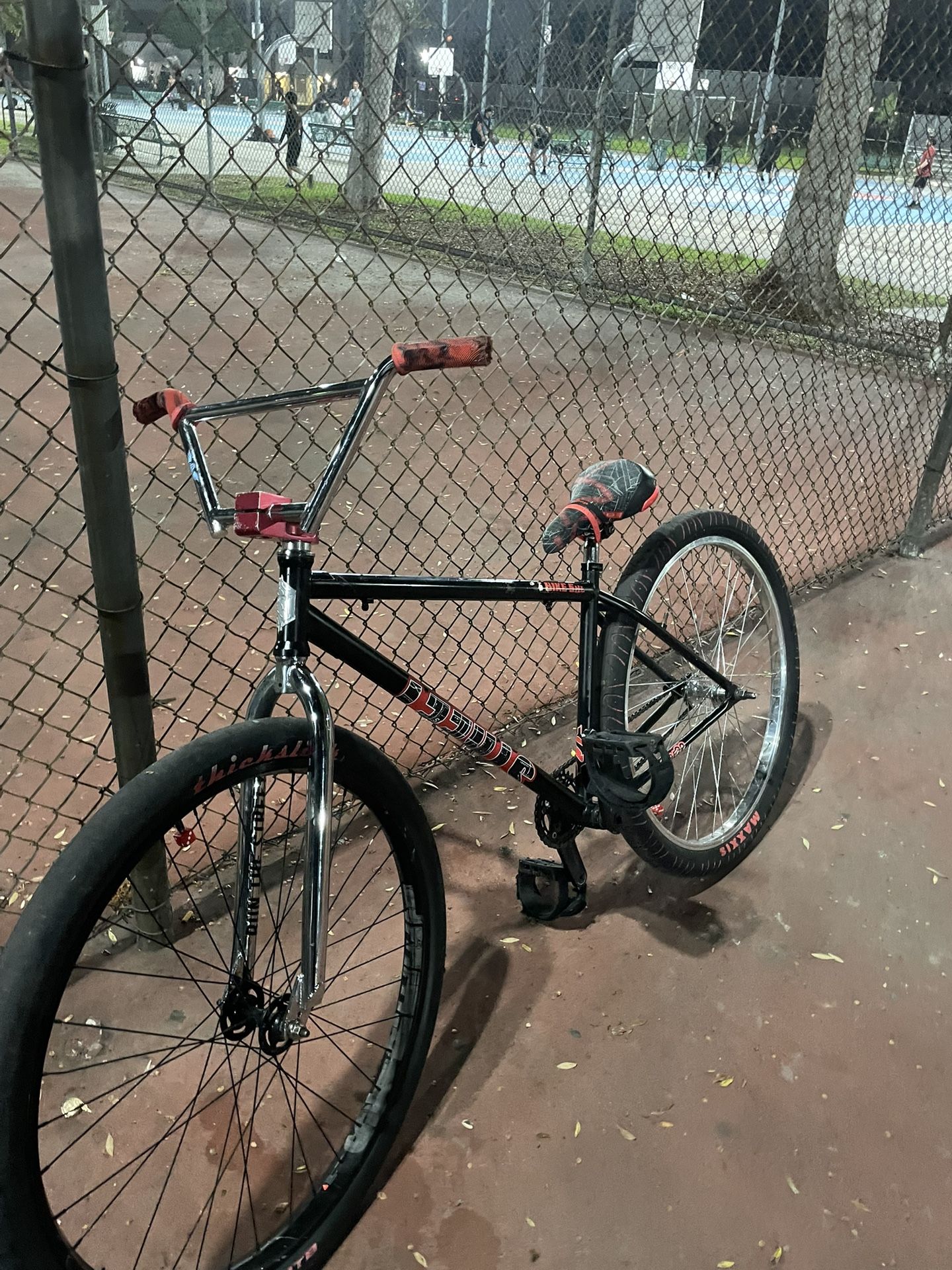 Street Co (read Description)