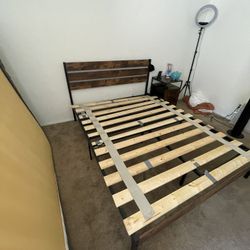 Bed Frame Queens Size 