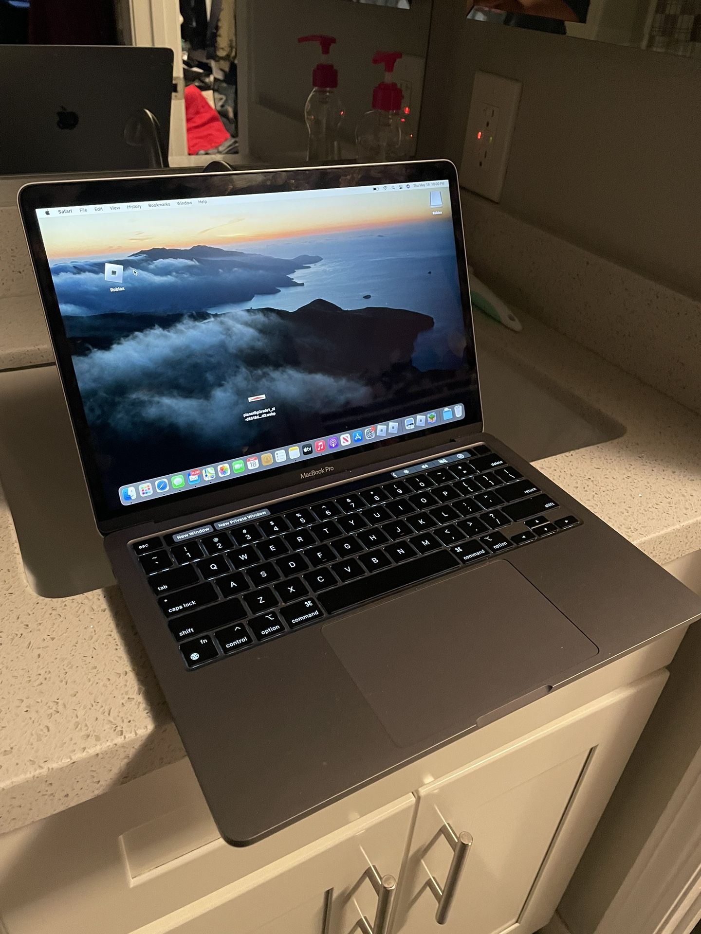MacBook Pro 13.5