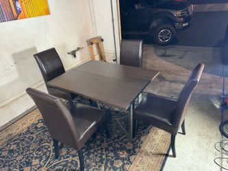 ๐ brown table with 4 brown leather chairs ( FREE DELIVERY)