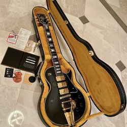 Gibson Les Paul Custom VOS Ebony Bigsby Guitar