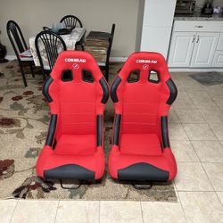 Car bucket seats
