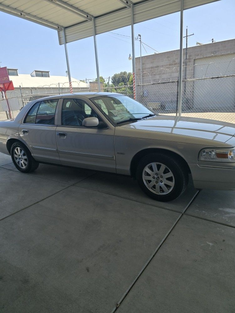 2006 Grand Marquis