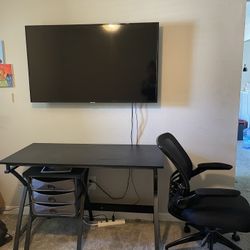 Office Desks And Chair