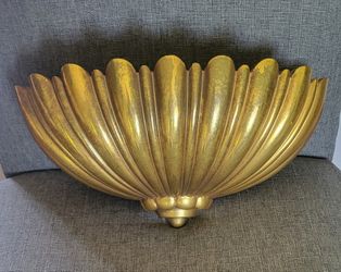 Vintage Syroco Fluted Wall Pocket Planter