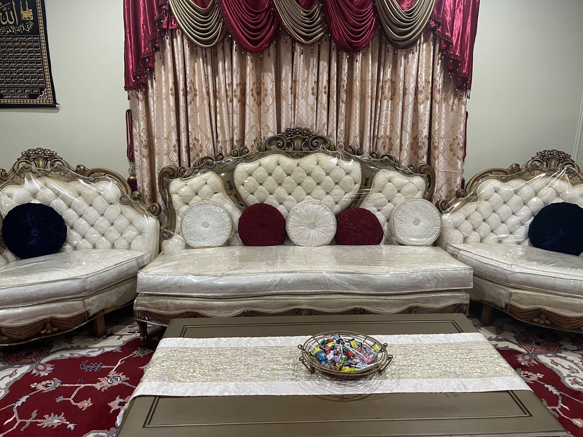 Sofa Set