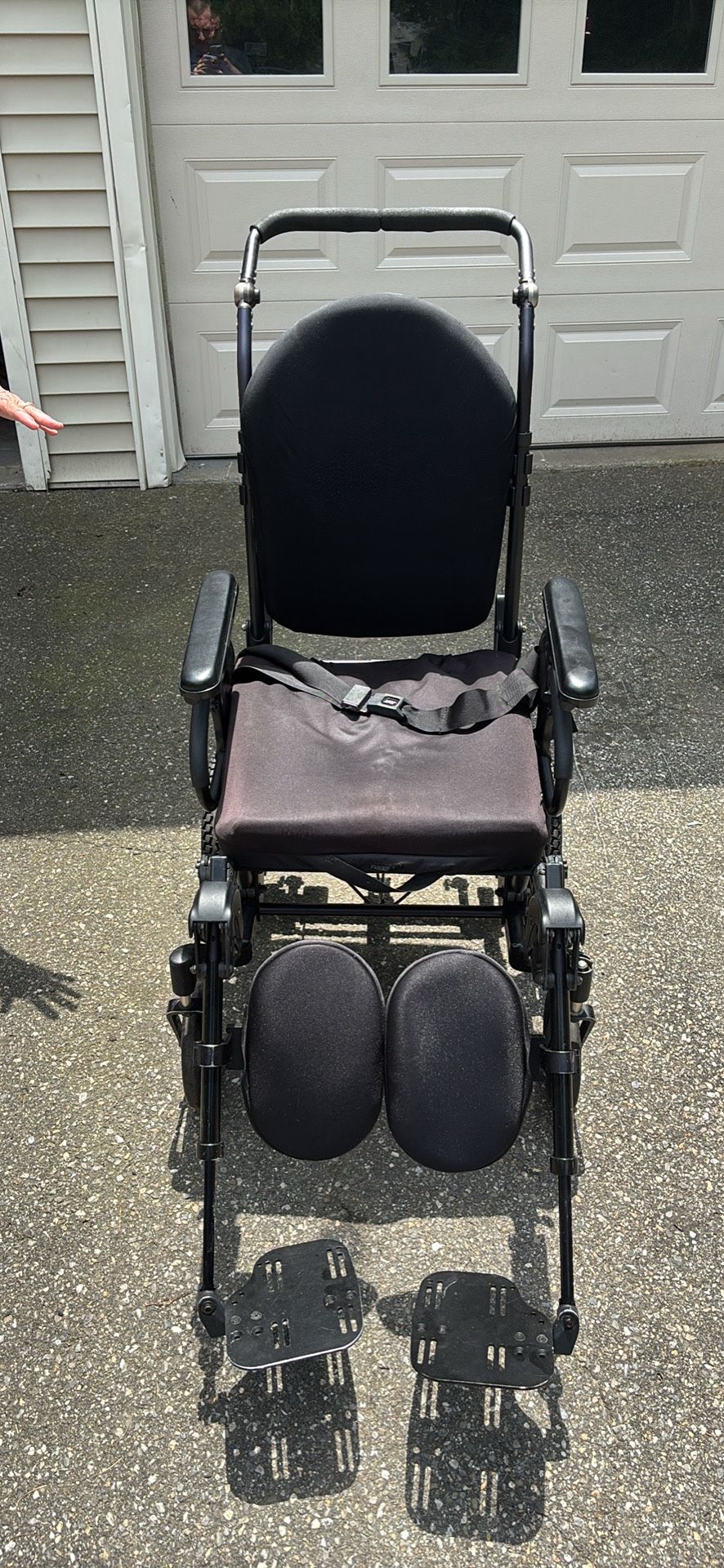 Quickie Iris Wheel Chair 265 Capacity