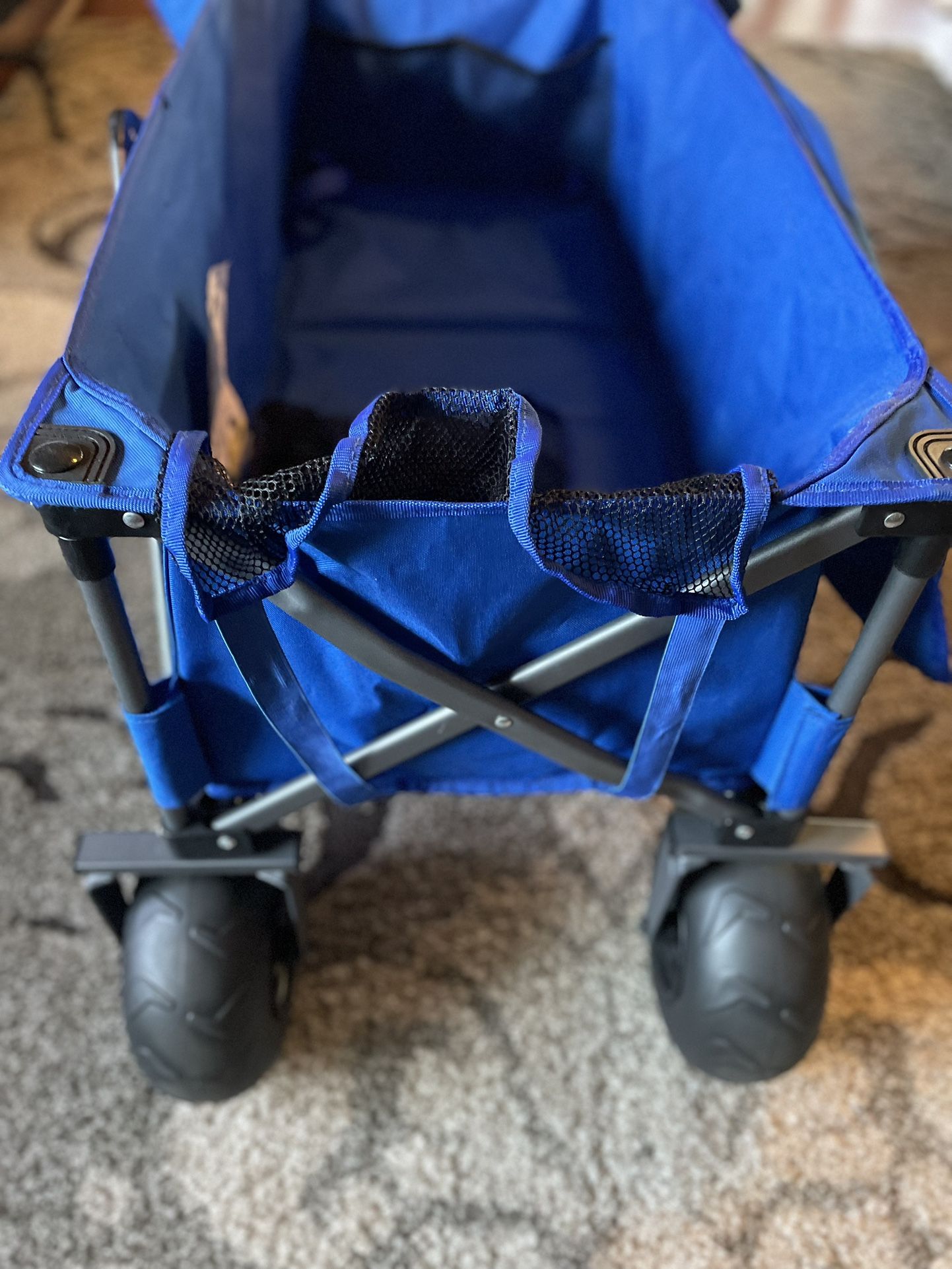 Quest Beach Wagon With Sand Wheels