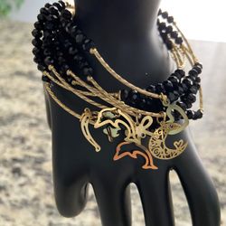 Semanario) 7sets Black & gold bohemian Stackable Bracelet MultiLayer Stretch Set Acrylic Beaded