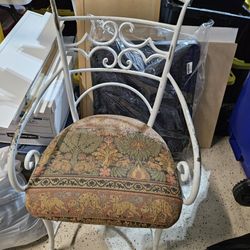 Set Of 4 Metal Chairs