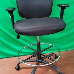 Heavy Duty Wide Seat Office Chair 24" Wide Seat
