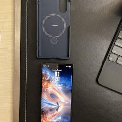 Like New Galaxy Z-fold 7 512GB