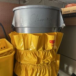 Commercial Cleaning Cart 