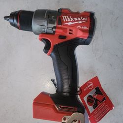 Milwaukee
M18 FUEL 18V Lithium-Ion Brushless Cordless 1/2 in. Hammer Drill/Driver (Tool-Only)
