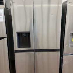 Refrigerator 