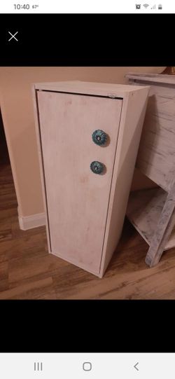 Cabinet w shelves