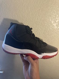 Jordan Bred 11s Size 8.5