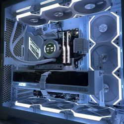 White Gaming PC