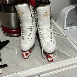 Ice Skates Size 6 C 
