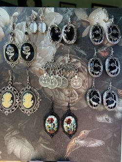 🔥EARRINGS🔥 $5.00 - $8.00 & $10.00