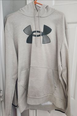 Under Armour Sweatshirt