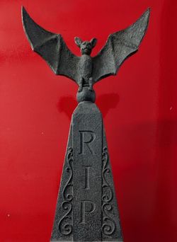 New Halloween Tombstone By Grandin Road