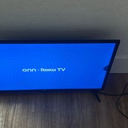 brand New 35inch Tv Nothing Wrong With I Only Thing That Is An Issue Is The Little Mark On The Right Side 