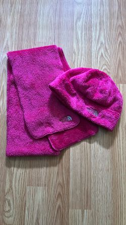 The North Face Hat And Scarf Youth Size Medium